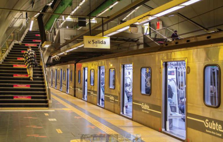 Se firmó el contrato para la operación del servicio de subte y Premetro por 12 años