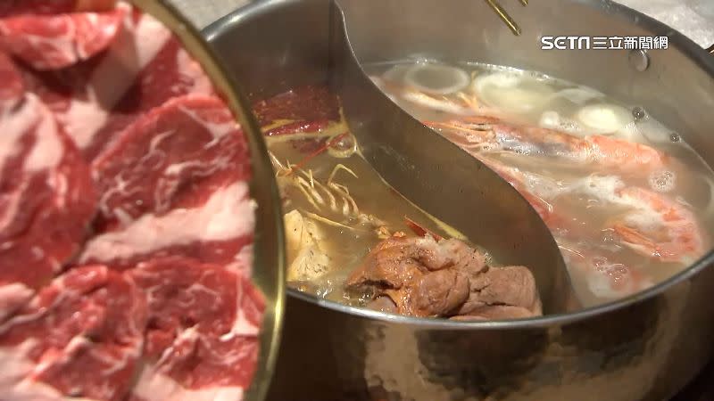 連鎖餐飲集團推出穿花襯衫、運動內衣或比基尼用餐，指定餐點能打折。