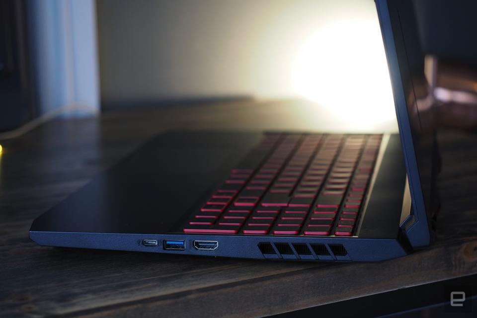 Hands-on images of Acer's Nitro 5