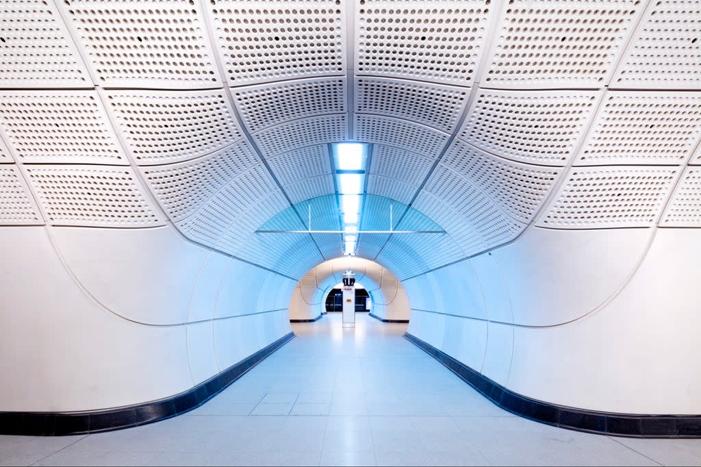 Farringdon station on the Elizabeth line  (Crossrail)