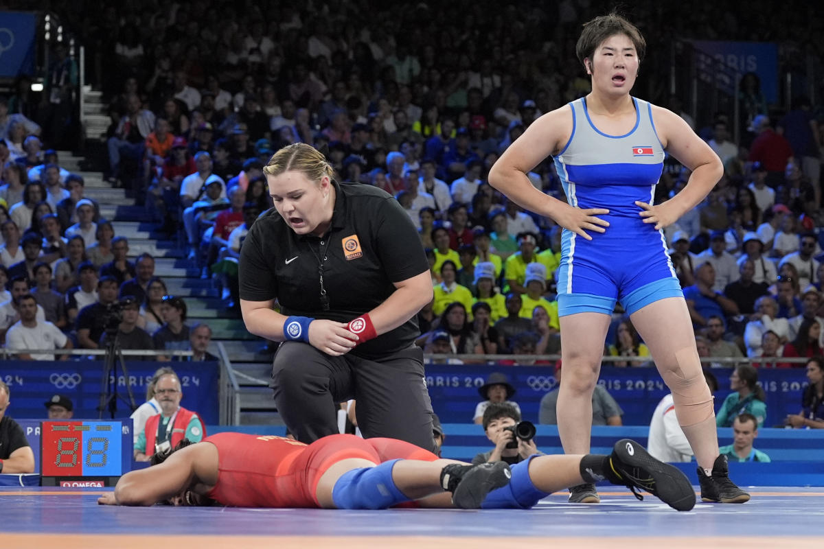 India’s Dahiya loses 7-point lead after injury, drops women’s wrestling quarterfinal to North Korean