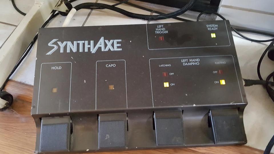 SynthAxe