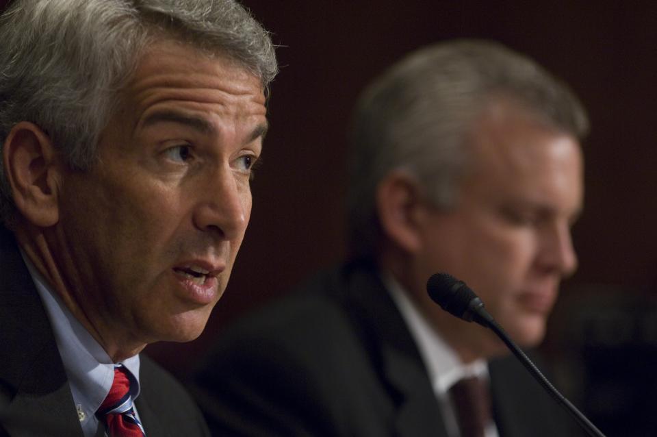 WASHINGTON, DC - August 06: Fred Krupp, of the Environmental Defense Fund, and Bill Fehrman, president and CEO of MidAmerican Energy Co., during the Senate Environment and Public Works hearing on climate change.  (Photo by Scott J. Ferrell/Congressional Quarterly)