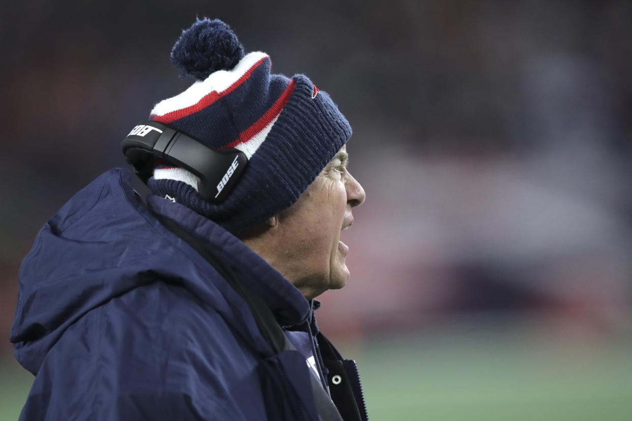 New England Patriots head coach Bill Belichick argues a call against the Chiefs. (AP Photo/Charles Krupa)