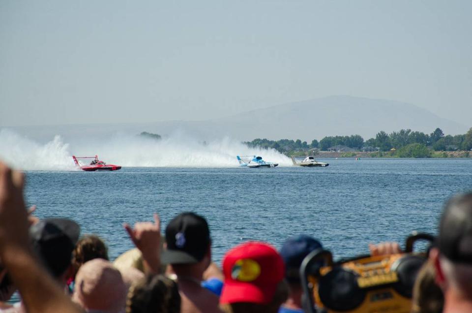 Fans gather Sunday, July 30, 2023, to watch racers in the H1 Unlimited Hydroplane 3B heat perform at the Water Follies 2023 Columbia Cup and STCU Over the River Air Show. Eric Rosane/erosane@tricityherald.com
