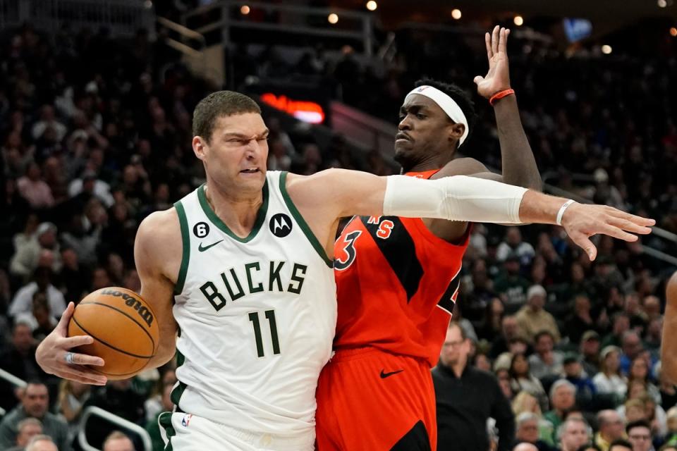 RAPTORS-BUCKS (AP)