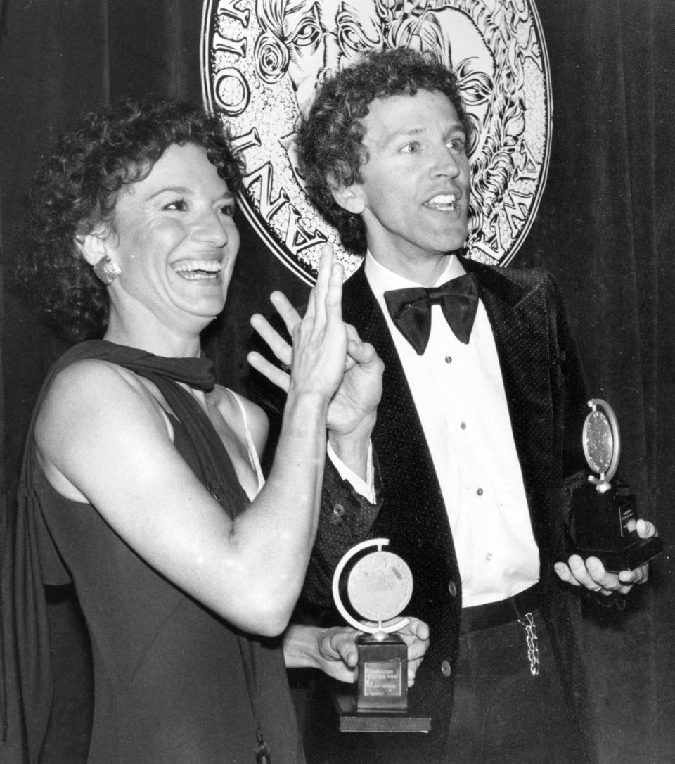 FILE - In this Sunday, June 8, 1980 file photo, Phyllis Frelich and co-star John Rubenstein talk to guests in sign language at the 34th Annual Tony Awards dinner in New York City. Frelich, a Tony Award-winning deaf actress who starred in the Broadway version of "Children of a Lesser God," has died. She was 70. Her husband, Robert Steinberg, said she died Thursday, April 10, 2014 at their home in Temple City, Calif. (AP Photo/Richard Drew)