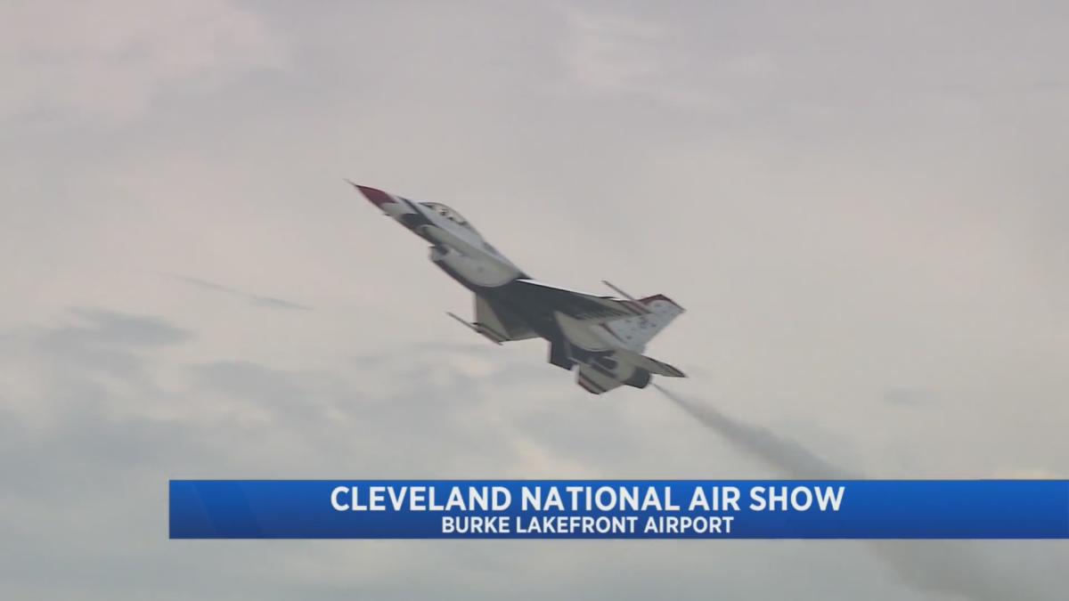 Cleveland National Air Show shows off on Saturday