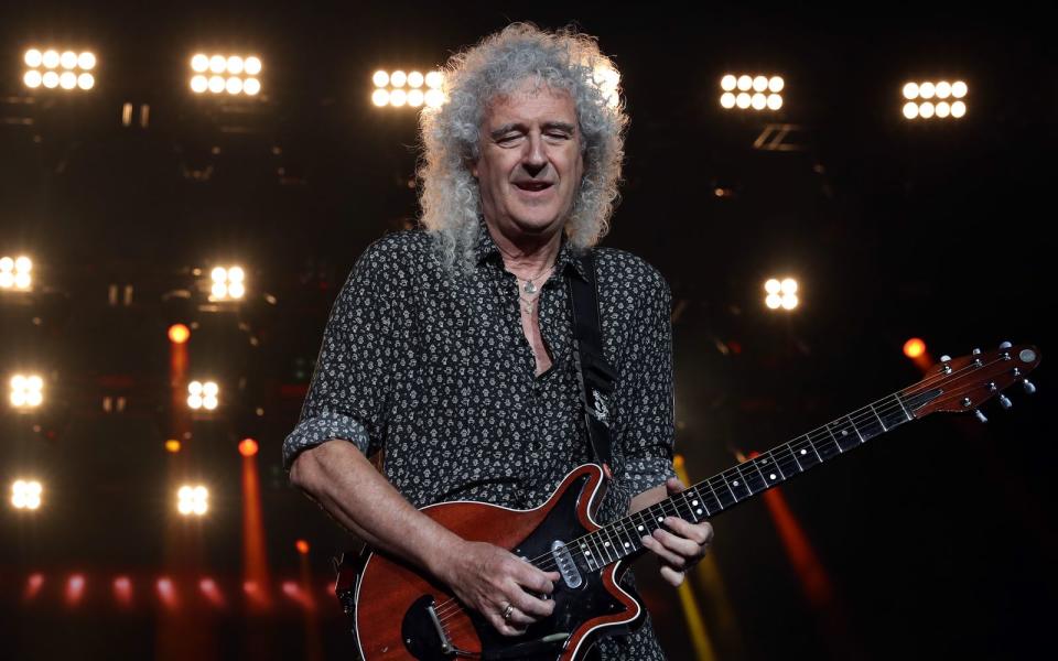 Brian May hat sich gegen Vorwürfe gewehrt, er sei transfeindlich. (Bild: Cole Bennetts / Getty Images)