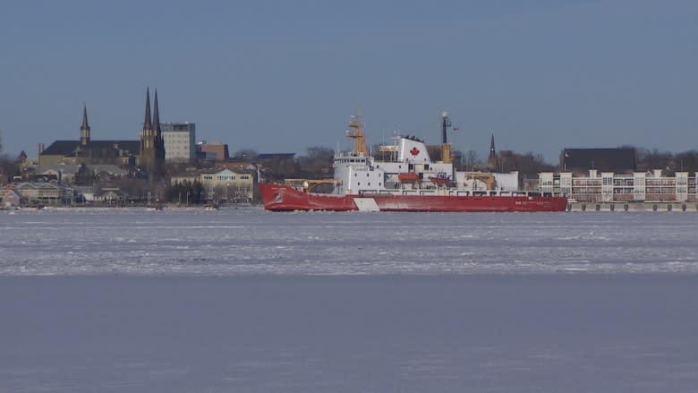 Cold snap forces Coast Guard icebreakers to get cracking