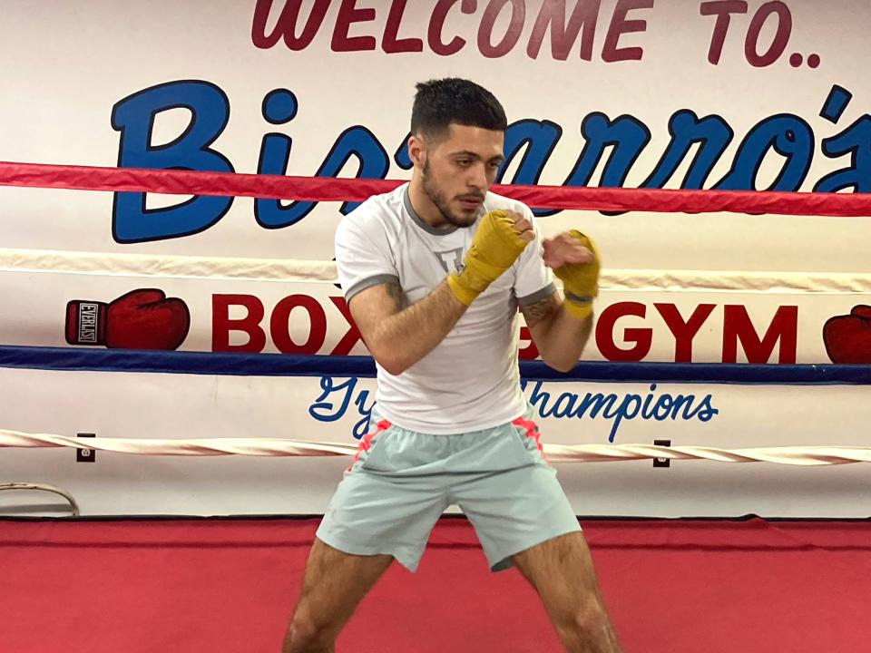 Anthony Bizzarro trains at Bizarro's Boxing Gym in 2021.