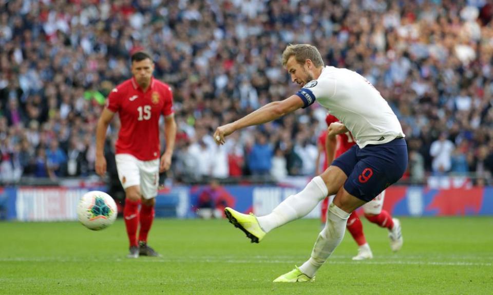 Harry Kane scores from the spot during England’s 4-0 win over Bulgaria at Wembley Stadium.