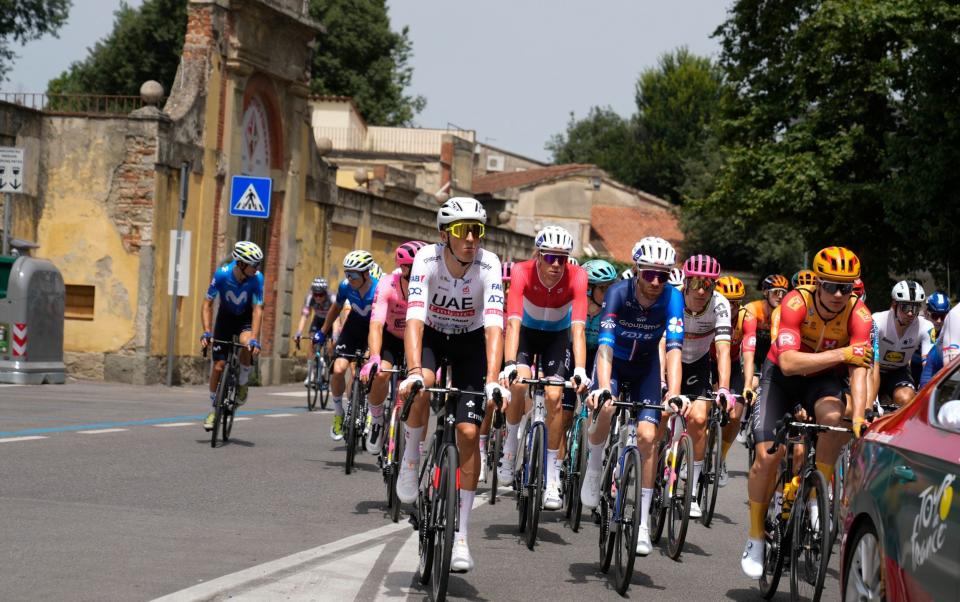 The cyclists in their pre-race roll-out