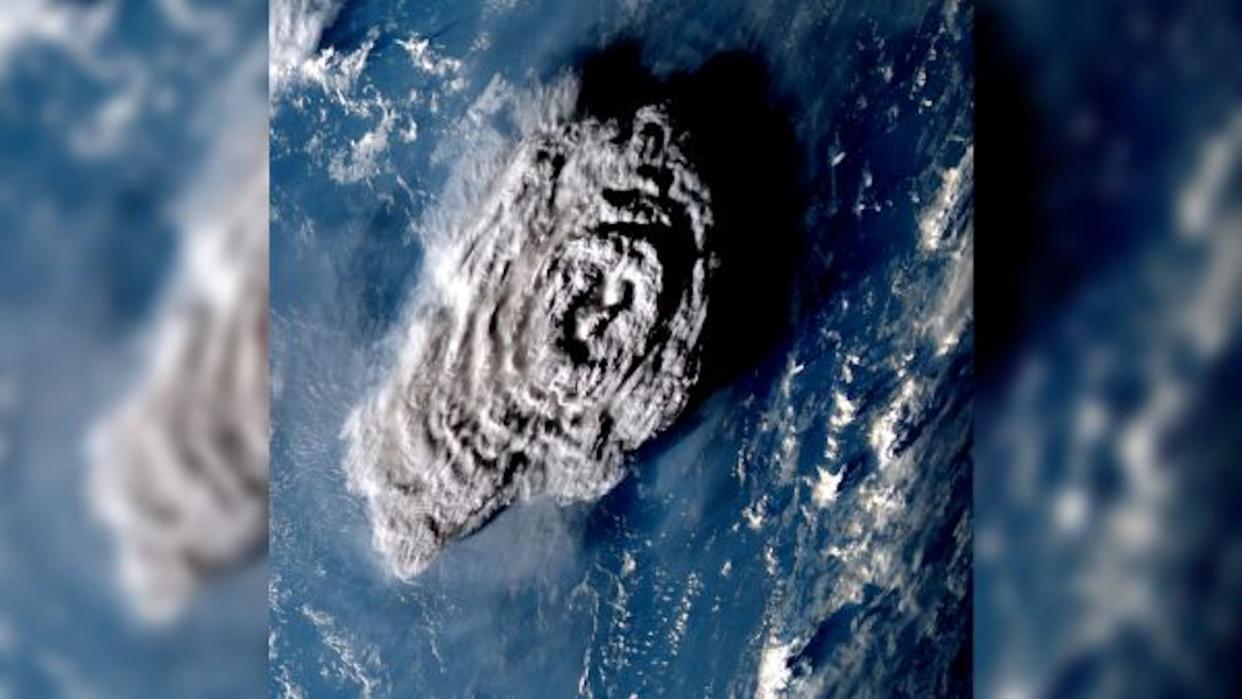  A zoomed-in view of the eruption, taken by Japan's Himawari-8 satellite on Jan. 15, 2022, about 100 minutes after the eruption started. 