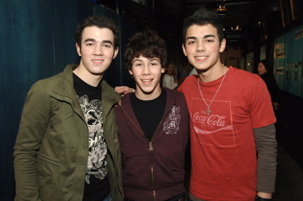 Jonas Brothers and JoJo Visit MTV's "TRL" Studios - March 1, 2006