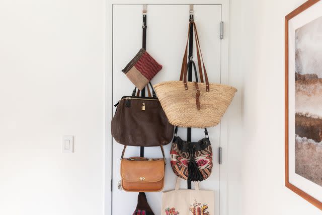 <p>Clever Handbag Storage</p>