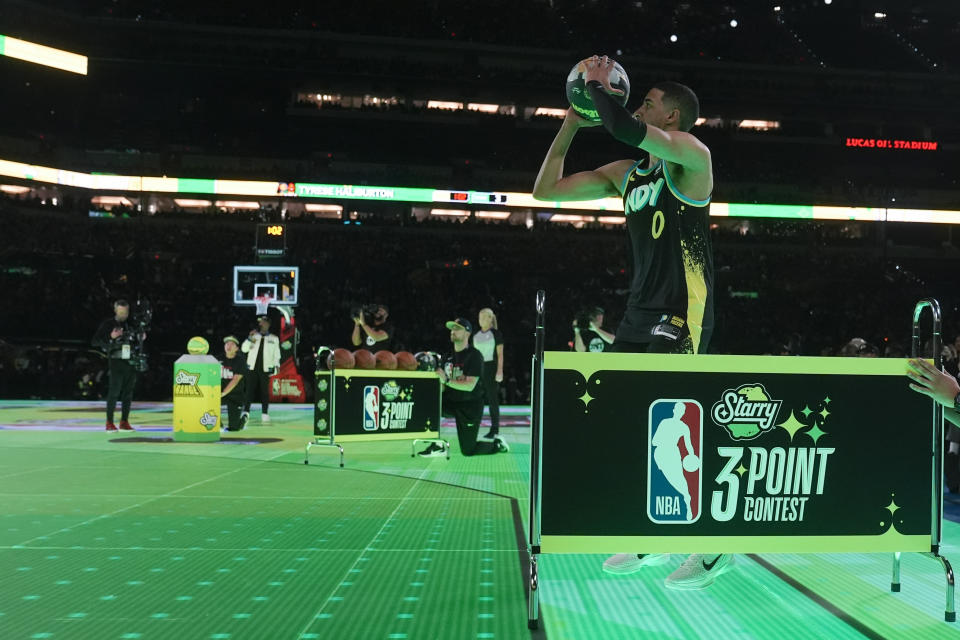 Indiana Pacers' Tyrese Haliburton shoots during the 3-point contest at the NBA basketball All-Star weekend, Saturday, Feb. 17, 2024, in Indianapolis. (AP Photo/Darron Cummings)
