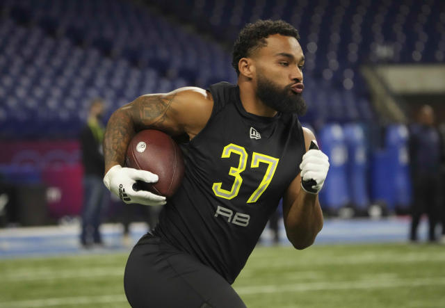 How to watch and stream the NFL combine on Sunday