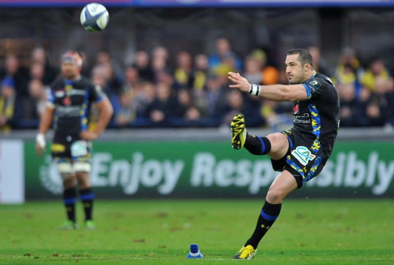 Full-back Scott Spedding, who has not played for France since the World Cup quarter-final humiliation at the hands of New Zealand in October, returns from injury in place of Maxime Medard for the Scotland game