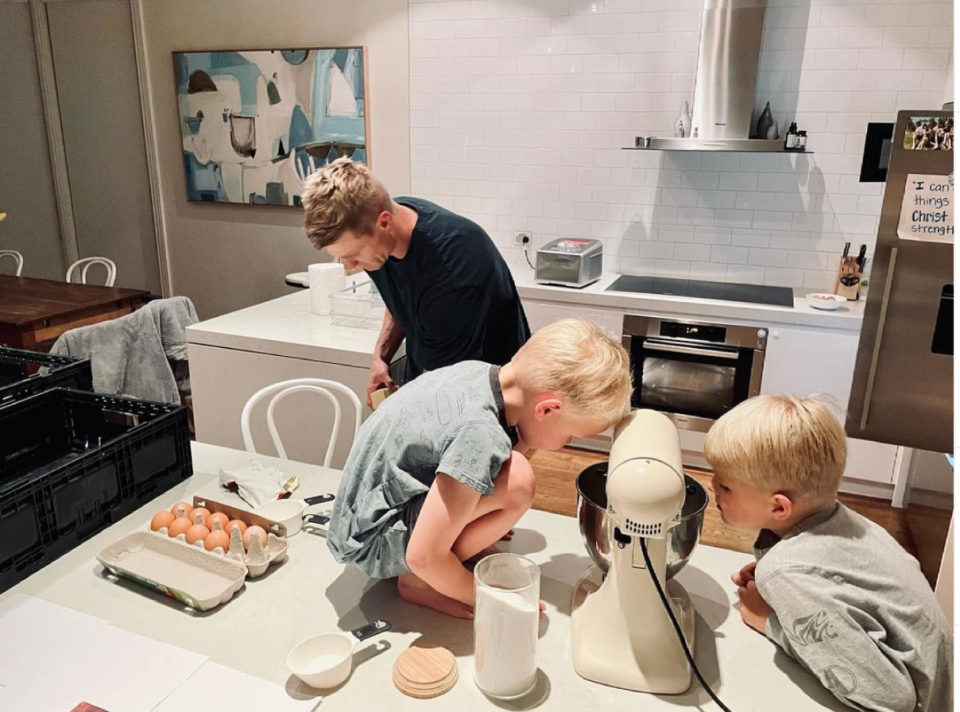 Nick Riewoldt with his two little sous-chefs, sons James and William. Photo: Instagram/@nriewoldt