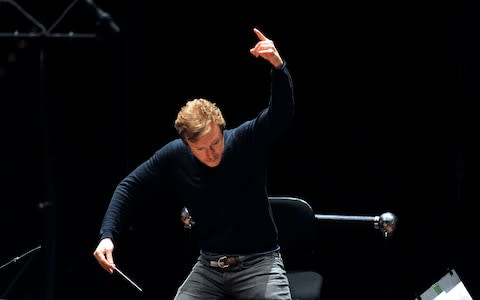 Daniel Harding conducting the Swedish Radio Symphony Orchestra, at the Edinburgh International Festival, 2016 - Credit: Getty images