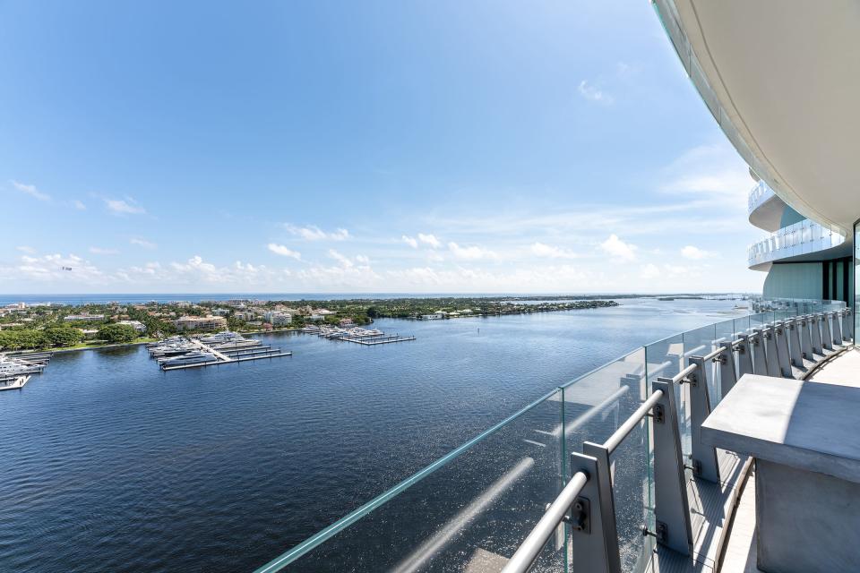 The balcony's view to the southeast affords a view of yachts at the Palm Beach docks.