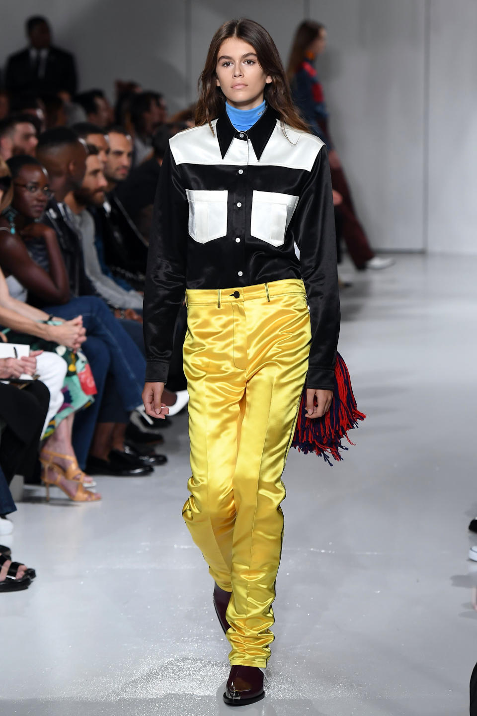 <p>Cindy Crawford's 16-year-old daughter made her fashion week debut at Calvin Klein and gave us some major déjà vu—her supermodel mom was a staple during Klein's shows back in the '90s.</p>