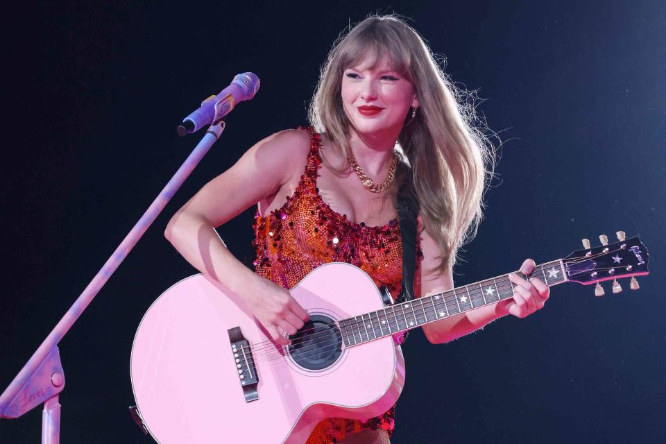 <p>Kevin Mazur/TAS24/Getty</p> Taylor Swift