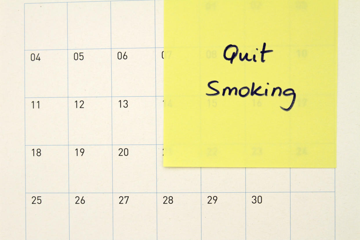 Quit Smoking Resolution Sticky Note On Calendar