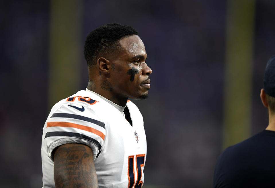 MINNEAPOLIS, MN - DECEMBER 30: Josh Bellamy #15 of the Chicago Bears warms up before the game against the Minnesota Vikings at U.S. Bank Stadium on December 30, 2018 in Minneapolis, Minnesota. (Photo by Hannah Foslien/Getty Images)