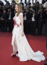 <p>Oh là là ! Auch Jessica Chastain machte in ihrer weißen Abendrobe mit rotem Ornament eine großartige Figur auf dem legendären Filmfestival in Cannes. (Bild: Arthur Mola/Invision/AP Photo) </p>