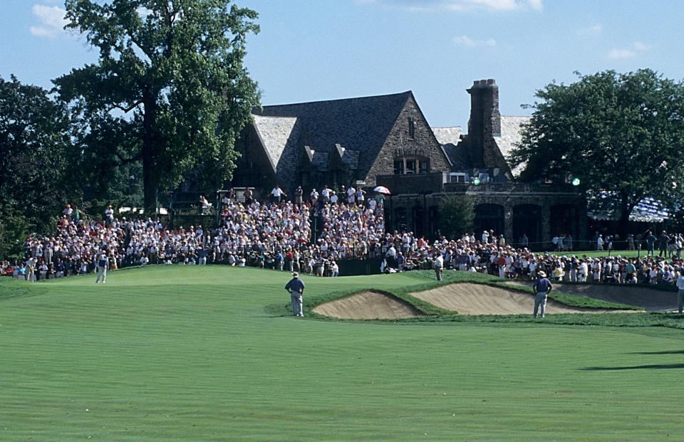 a view of the 18th green during the 79th PGA Championship held at Winged Foot Golf Club in Mamaroneck, New York. August 14-17, 1997. (The PGA of America/Getty Images).