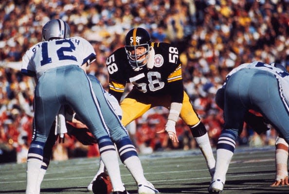 Football: Super Bowl X: Pittsburgh Steelers Jack Lambert (58) lined up during game vs Dallas Cowboys QB Roger Staubach (12) at Orange Bowl Stadium. Miami, FL 1/18/1976CREDIT: Neil Leifer (Photo by Neil Leifer /Sports Illustrated/Getty Images)(Set Number: X20181 )