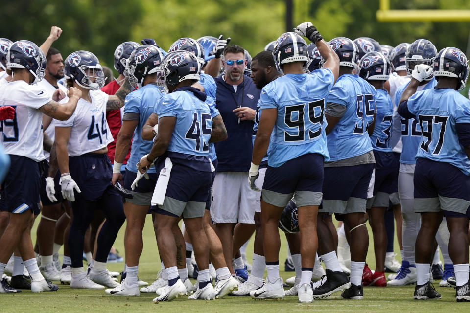 Tennessee Titans head coach Mike Vrabel joins players during an NFL football minicamp Wednesday, June 16, 2021, in Nashville, Tenn. (AP Photo/Mark Humphrey, Pool)