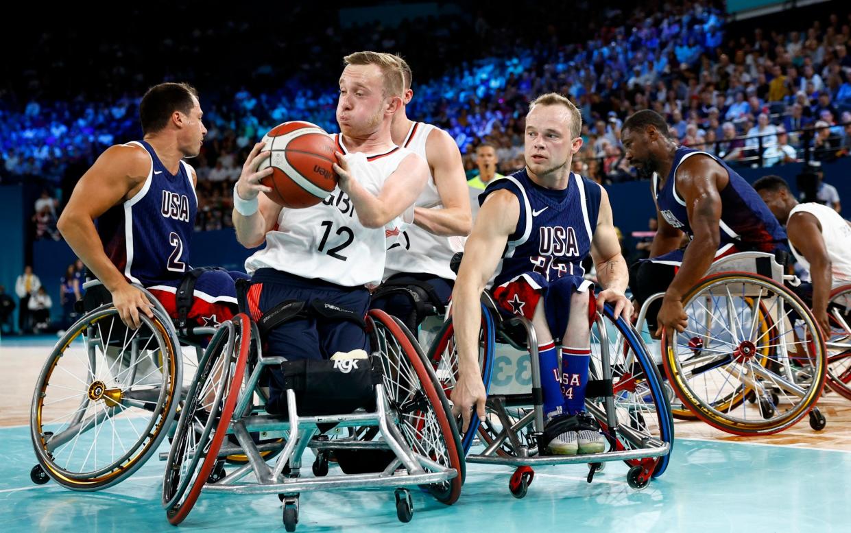 GB's Gregg Warburton and USA's John Boie in action