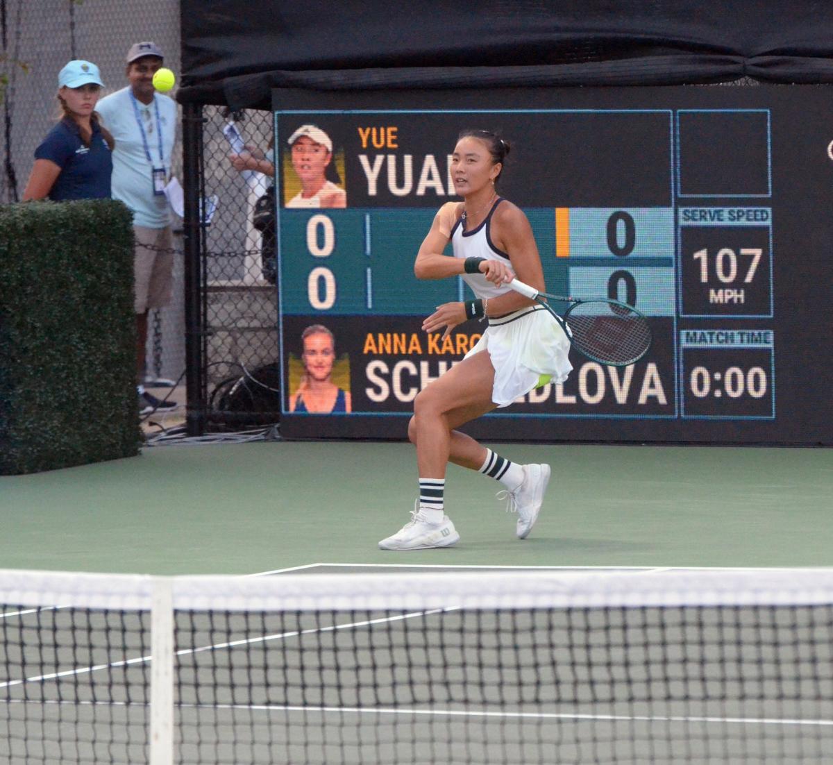 Beatriz Haddad Maia (BRA) celebrates during her win over Laura