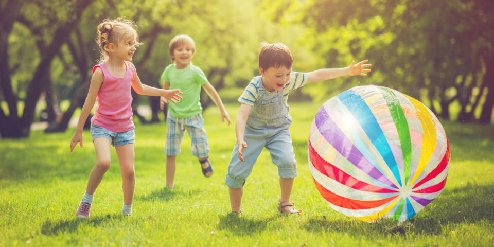 <p>Savor the warm weather and make your money last with these family-friendly activities and safety tips. </p>