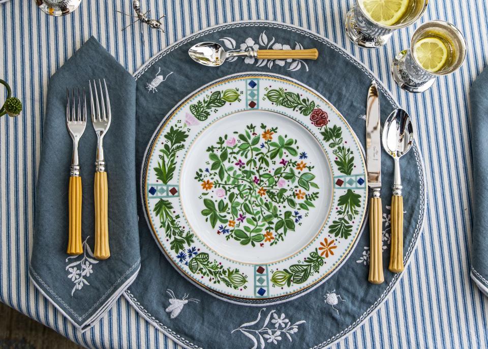 Vintage-Inspired Dinnerware Launches at Moda Operandi