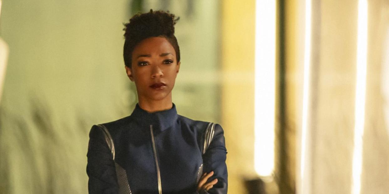 sonequa martin green as michael burnham, star trek discovery