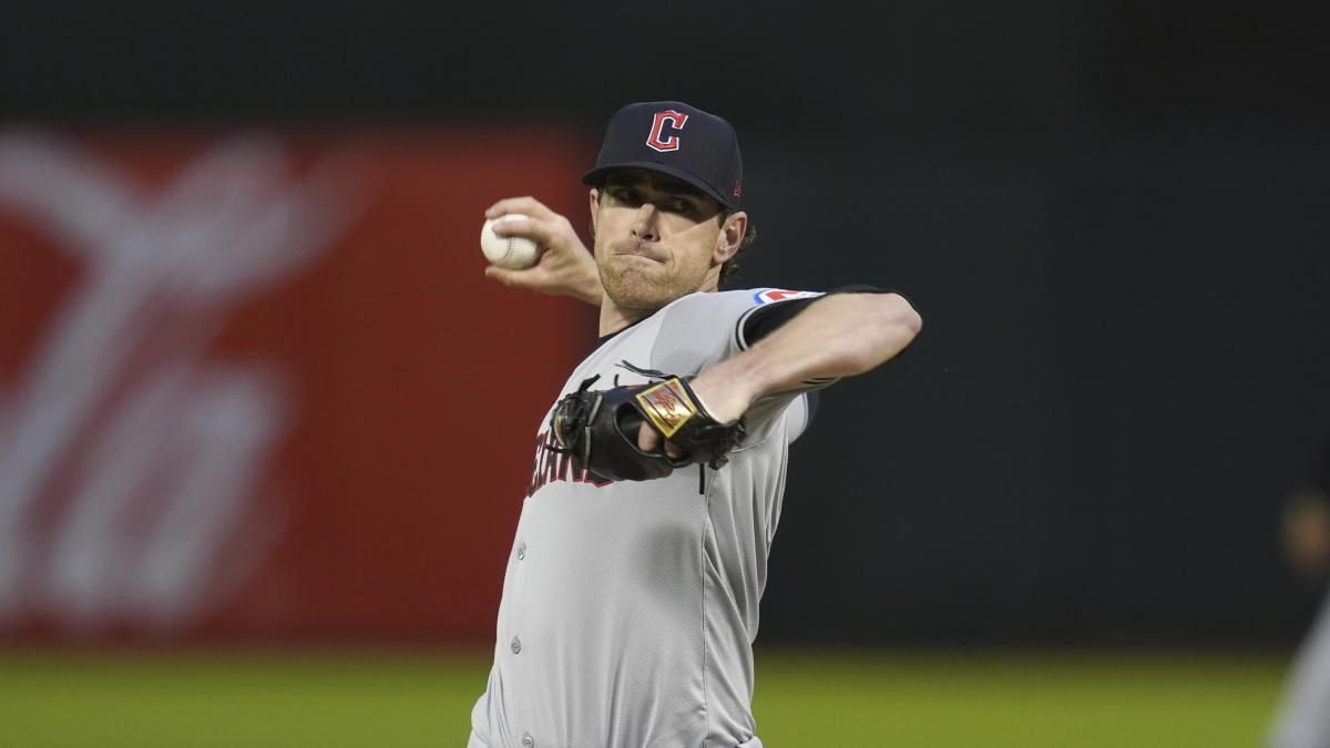 Shane Bieber, pitcher for the Guardians, set to have season-ending elbow surgery