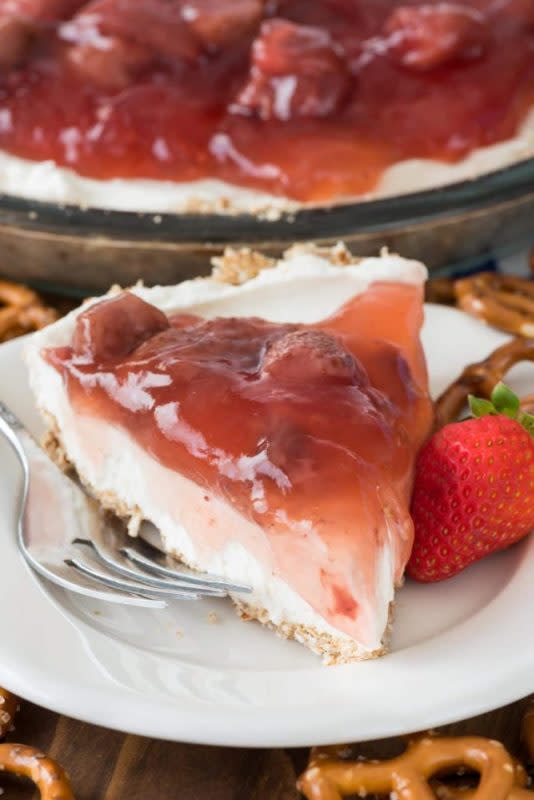 <p>Crazy For Crust</p><p>A no-bake strawberry pie with cream cheese and a pretzel crust.</p><p><strong>Get the recipe: <a href="https://www.crazyforcrust.com/strawberry-pretzel-salad-pie-recipe/" rel="nofollow noopener" target="_blank" data-ylk="slk:No-Bake Strawberry Pretzel Salad Pie;elm:context_link;itc:0;sec:content-canvas" class="link rapid-noclick-resp">No-Bake Strawberry Pretzel Salad Pie</a></strong></p>