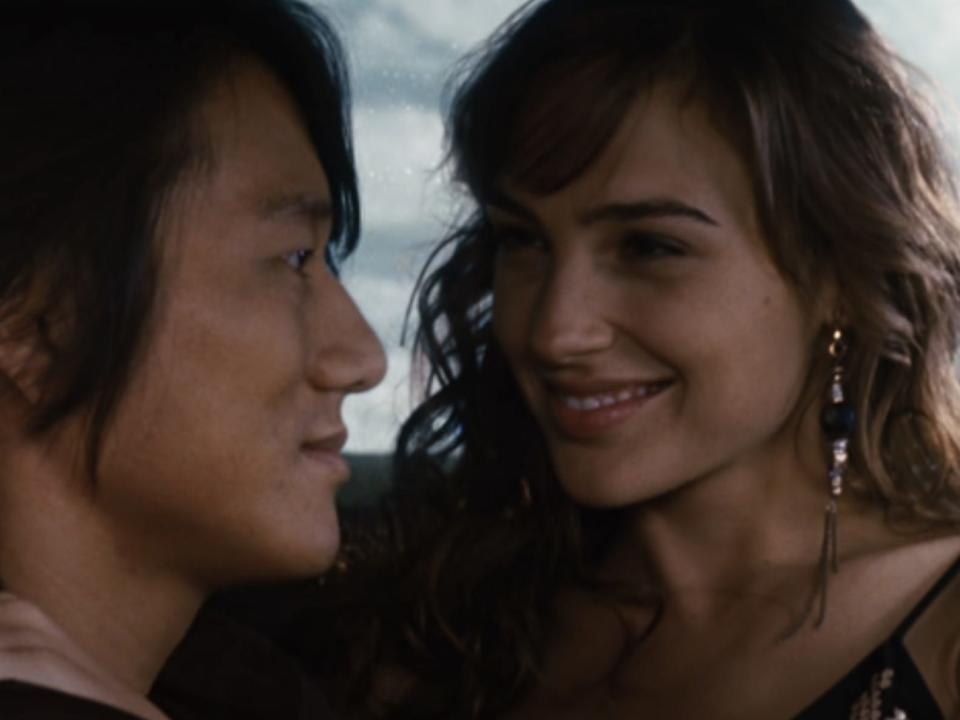 Han and Gisele in Fast Five