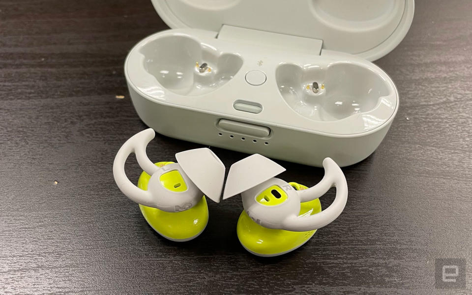 Bose Sport Earbuds 動手玩