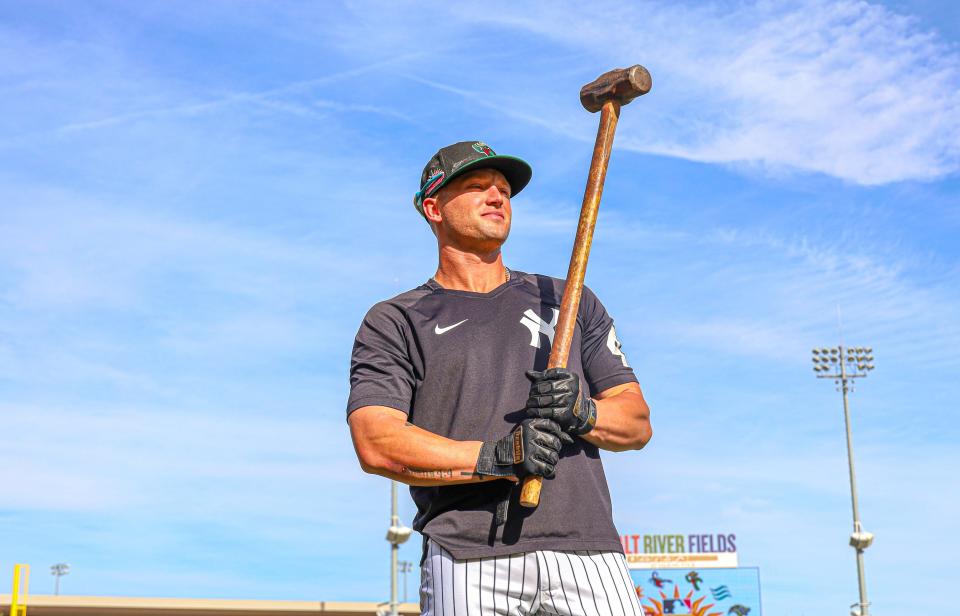 New York Yankees prospect Elijah Dunham works out with a weight.