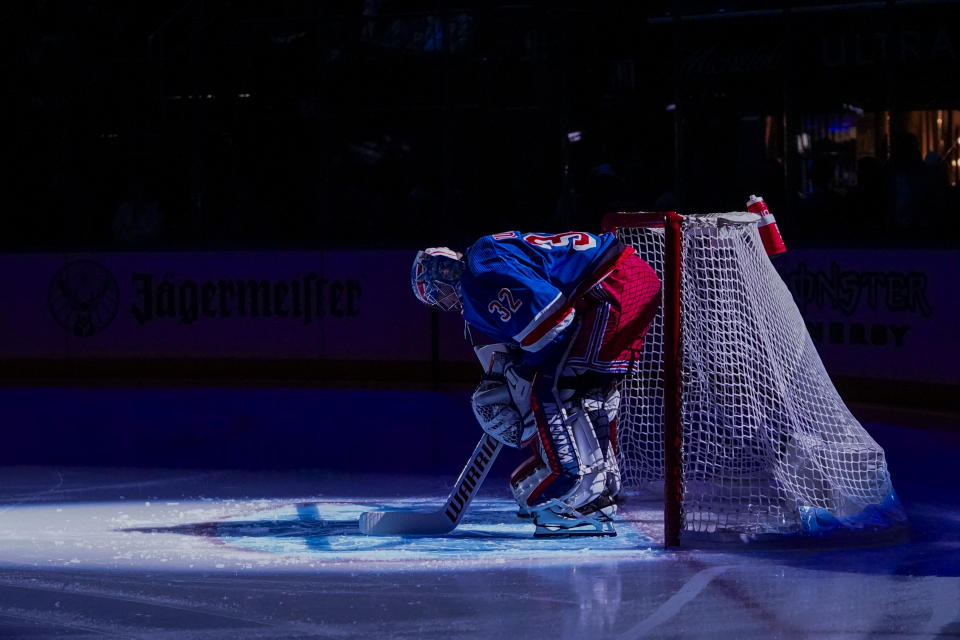 New York Rangers goaltender Jonathan Quick is introduced for the team's NHL hockey game against the Edmonton Oilers in New York, Friday, Dec. 22, 2023. (AP Photo/Peter K. Afriyie)