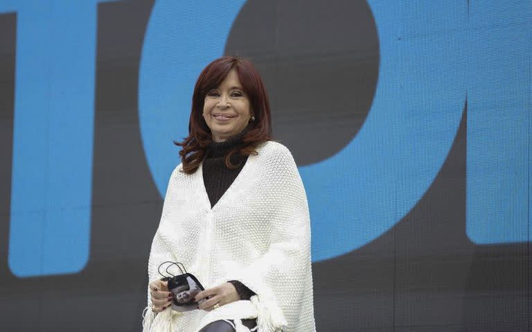 Cristina Fernández de Kirchner en el plenario en el Estadio Único de La Plata para delinear los ejes de la campaña electoral del Frente de Todos