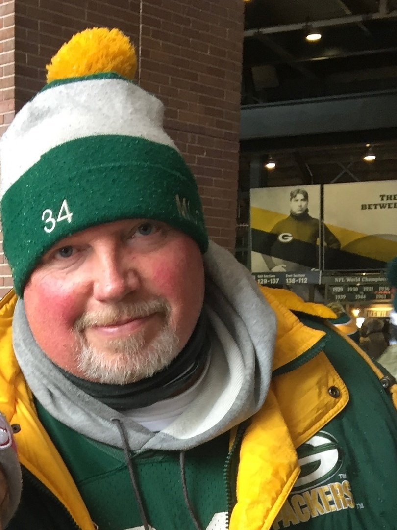 George Oudhuis of Rolling Prairie, Indiana, is the 23rd member of the Green Bay Packers FAN Hall of Fame.