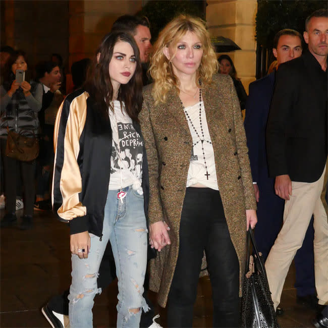 Courtney Love con su hija Frances credit:Bang Showbiz