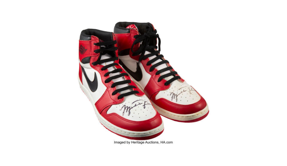 Air Jordan 1 Chicago Auction $117,000 2022