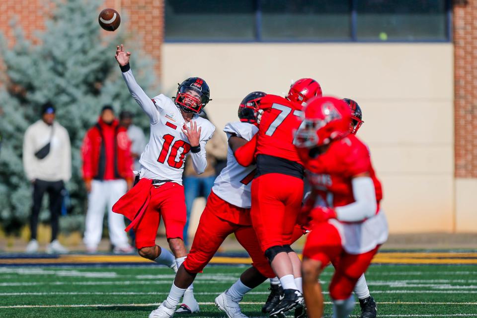 Del City’s River Warren (10) throws the ball during the 5A high school football state championship game between Carl Albert and Del City at Chad Richison Stadium in Edmond, Okla., on Saturday, Dec. 2, 2023.